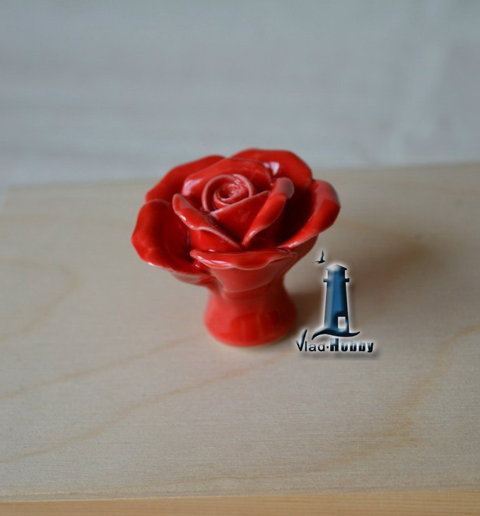 картинка Ручка-кнопка "Красная роза" от Vlad-Hobby